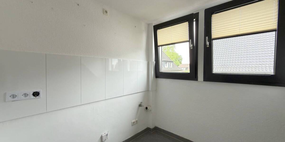 Etagenwohnung Oberhausen Stadtmitte - 3 Zimmer, 70 m&sup2;, 570&euro; | Angebot:26544111