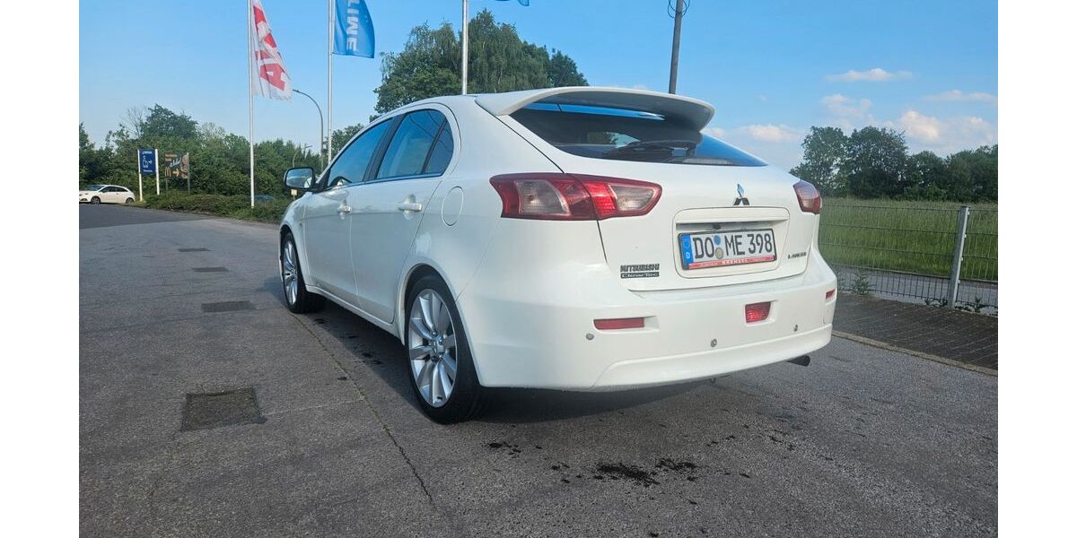 Mitsubishi Lancer 172.000 km 4.890 &euro; Dortmund 44289
