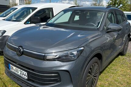 VW Tiguan 54.000 km 31.000 &euro; Dorsten 46284