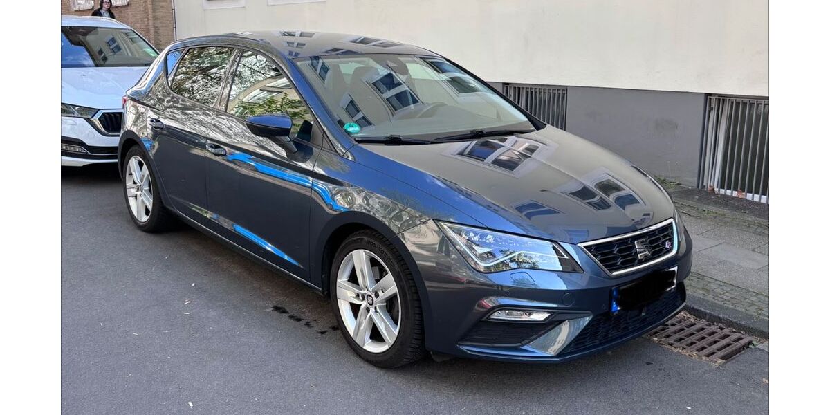 Seat Leon 54.000 km 17.500 &euro; Essen 45130