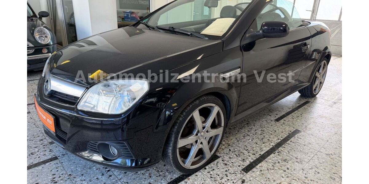 Opel Tigra 135.000 km 3.690 &euro; Recklinghausen 45657
