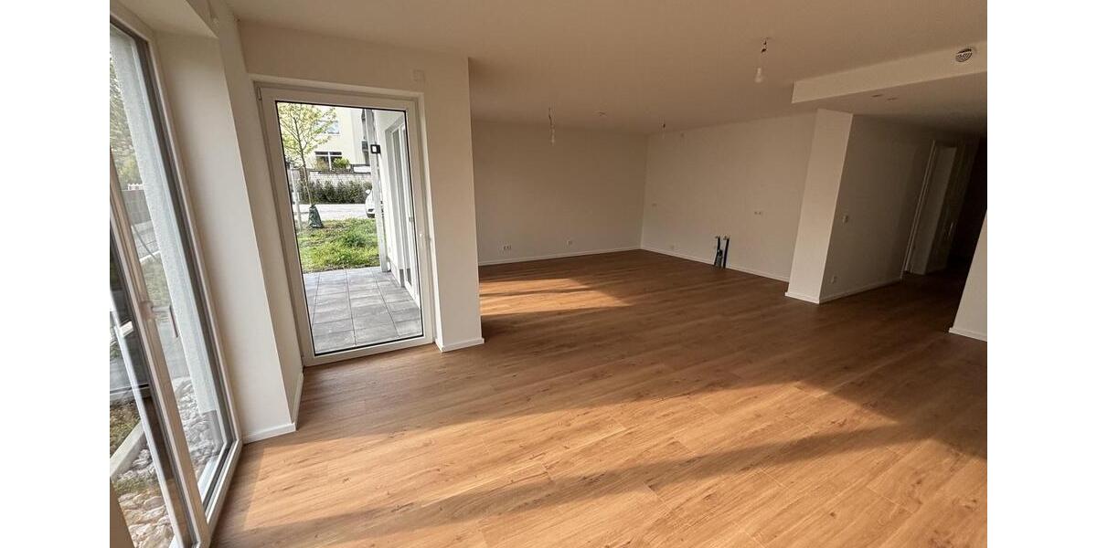 Etagenwohnung Bochum Bochum-Mitte - 3 Zimmer, 98 m&sup2;, 1.359&euro; | Angebot:26445754