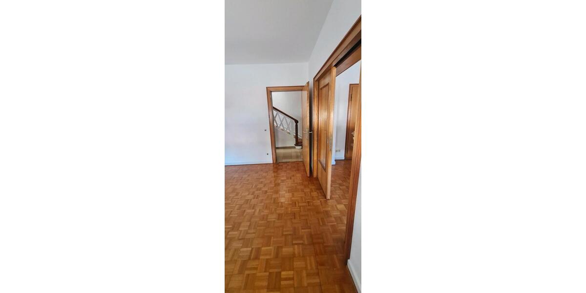 Reihenhaus Dülmen - 6 Zimmer, 145 m&sup2;, 1.400&euro; | Angebot:27615894