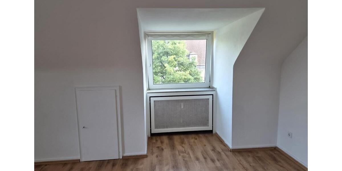 Dachgeschoßwohnung Recklinghausen Hillerheide - 3.5 Zimmer, 64 m&sup2;, 480&euro; | Angebot:27581404