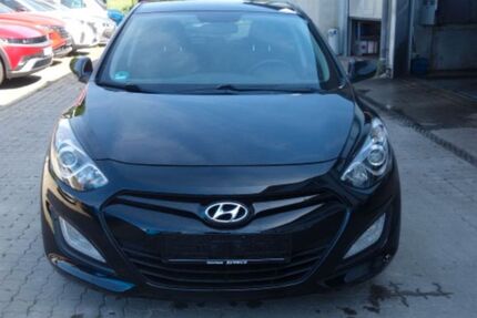 Hyundai i30 98.000 km 6.990 &euro; Dortmund 44145