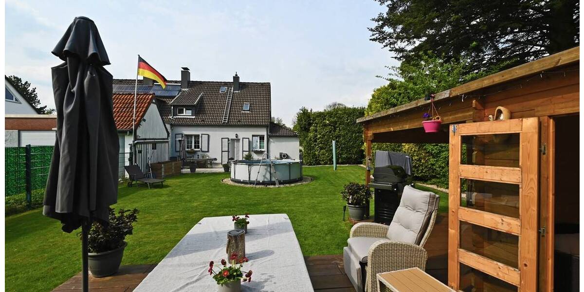 Doppelhaushälfte Mülheim Heißen - 4 Zimmer, 111 m&sup2;, 415.000&euro; | Angebot:26568726