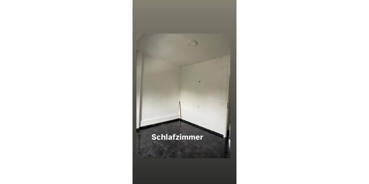 Dachgeschoßwohnung Gelsenkirchen Gelsenkirchen-Mitte - 3 Zimmer, 110 m&sup2;, 1.300&euro; | Angebot:26413931
