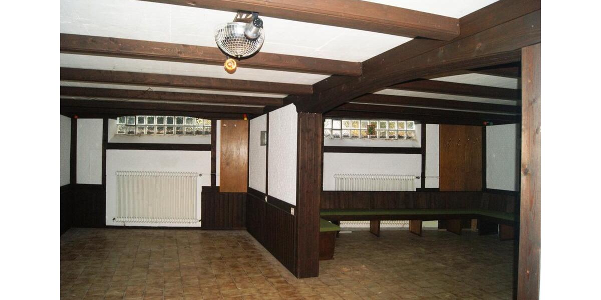 Einfamilienhaus Velen - 12 Zimmer, 280 m&sup2;, 450.000&euro; | Angebot:27484942