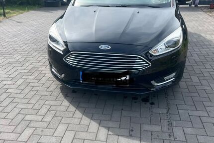 Ford Focus 199.000 km 3.900 &euro; Oberhausen 46149