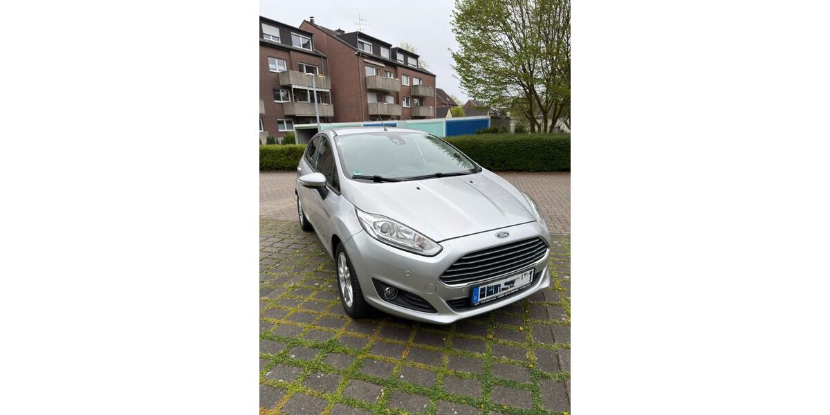 Ford Fiesta 92.000 km 5.600 &euro; Lünen 44532