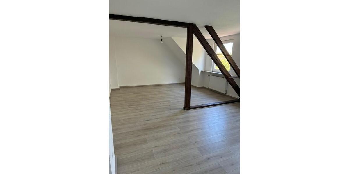 Dachgeschoßwohnung Gelsenkirchen Gelsenkirchen-Mitte - 2 Zimmer, 51 m&sup2;, 411&euro; | Angebot:26287799