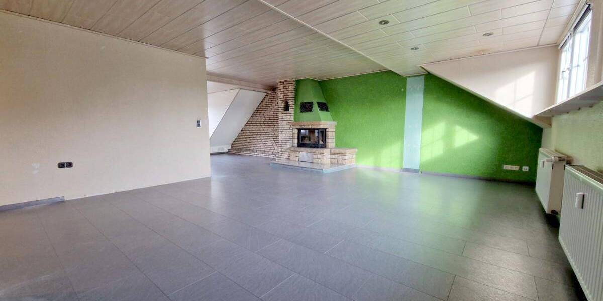 Etagenwohnung Oberhausen Schlad - 3 Zimmer, 100 m&sup2;, 685&euro; | Angebot:26544110