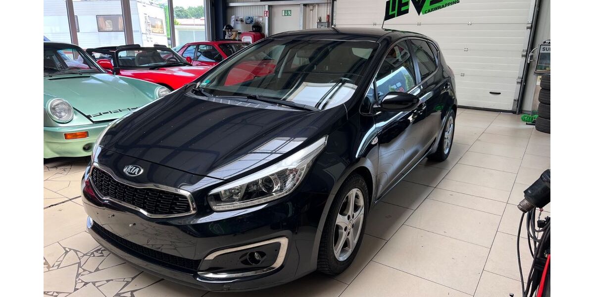 Kia ceed / Ceed 192.000 km 5.900 &euro; Haltern am See 45721