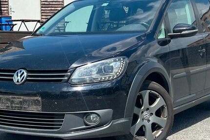 VW Touran 233.169 km 3.900 &euro; Gelsenkirchen 45884