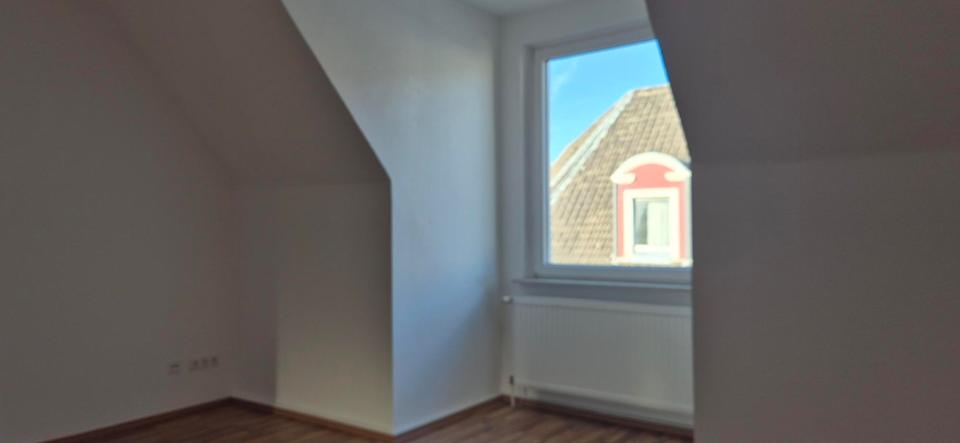 Dachgeschoßwohnung Herne - 5 Zimmer, 130 m&sup2;, 790&euro; | Angebot:26166754