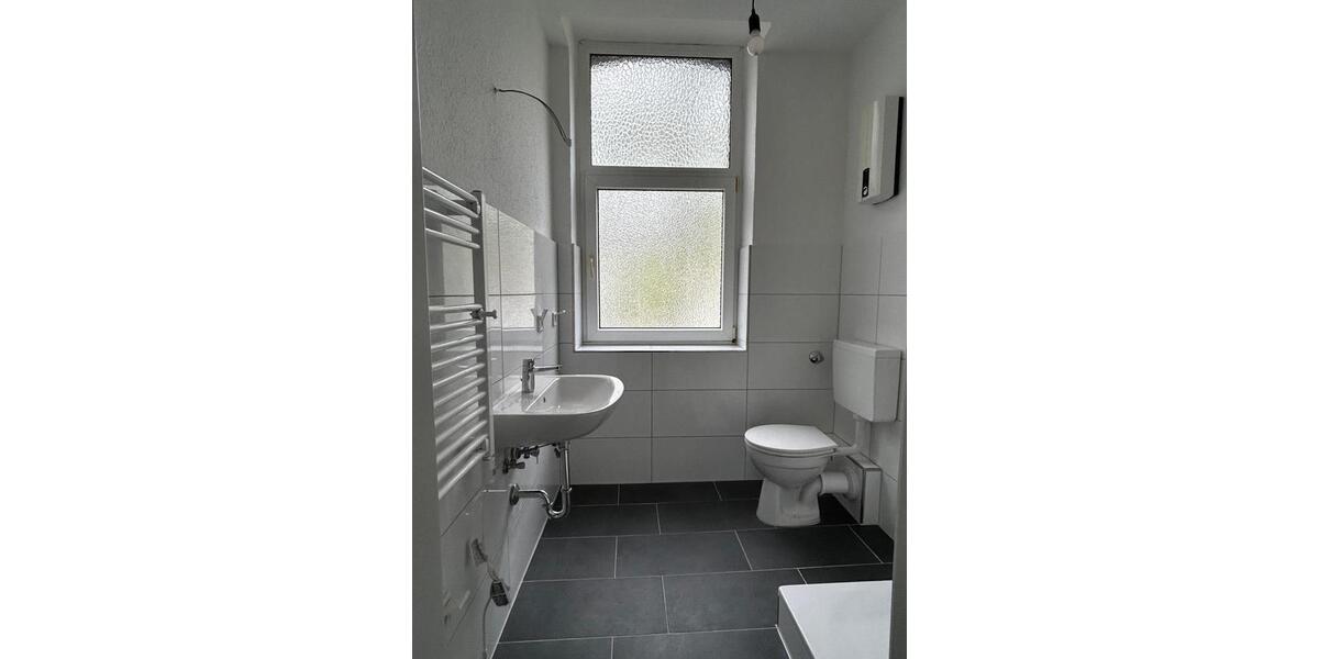 Etagenwohnung Essen Stadtbezirk III - 2 Zimmer, 50 m&sup2;, 400&euro; | Angebot:26380177