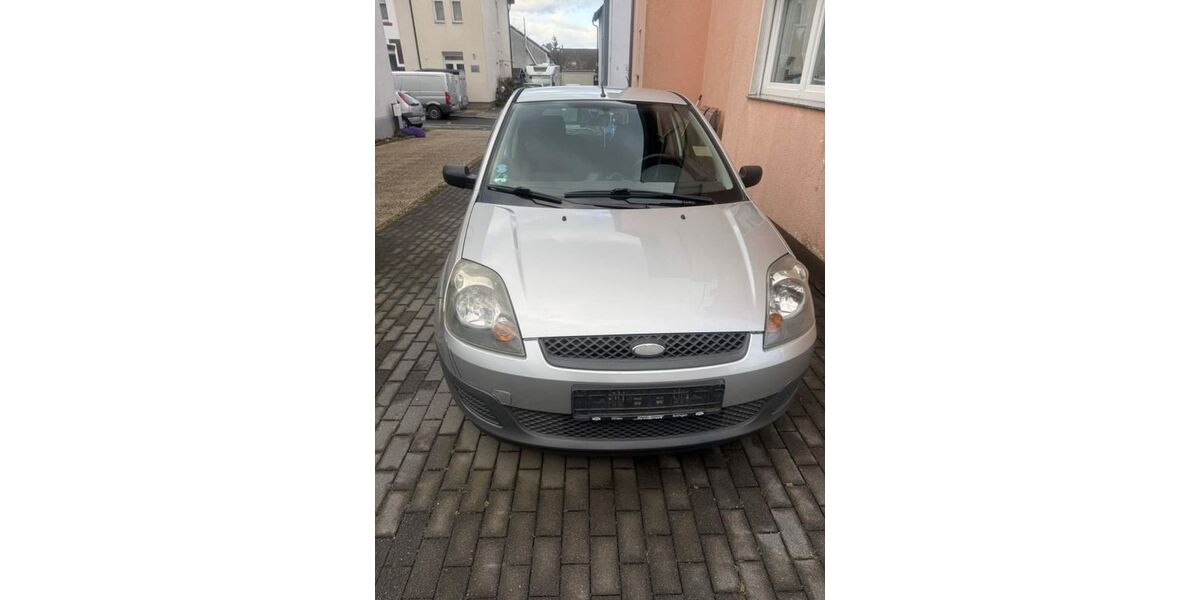 Ford Fiesta 163.660 km 2.499 &euro; Bochum 44805