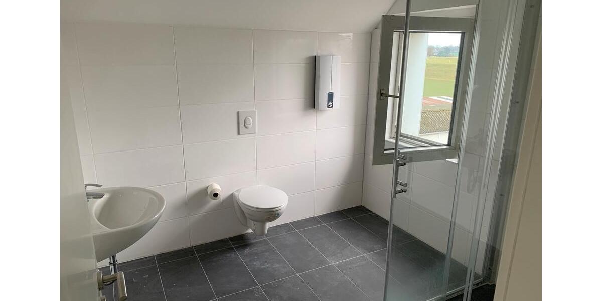 Dachgeschoßwohnung Mülheim an der Ruhr Rechtsruhr-Nord - 3.5 Zimmer, 85 m&sup2;, 850&euro; | Angebot:26120917